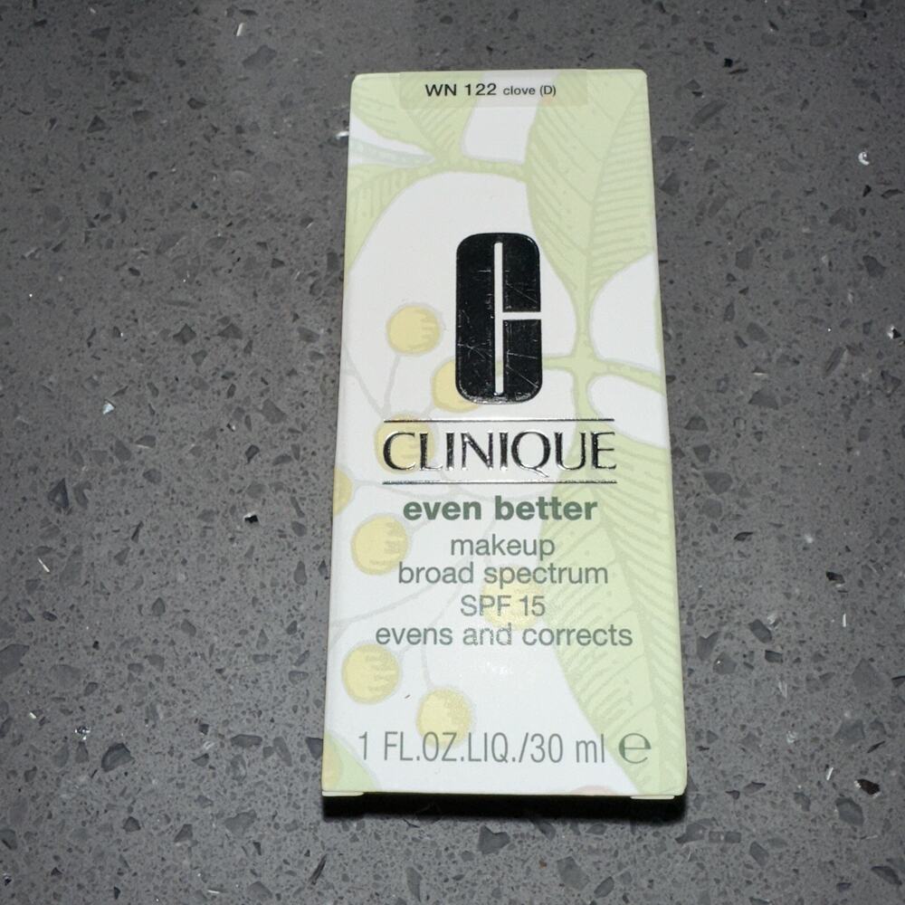 Clinique Even Better makeup broad spectrum spf 15 WN122 Clove (D)
